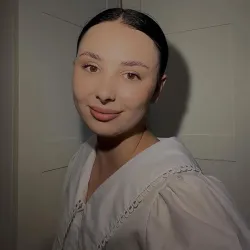 Фотография репетитора Лебедь Алина Сергеевна