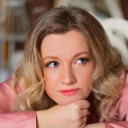 Фотография репетитора Калинина Валерия Анатольевна