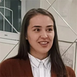 Фотография репетитора Зубарева Диана Рустамовна