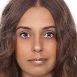 Фотография репетитора Салаева Яна Сергеевна