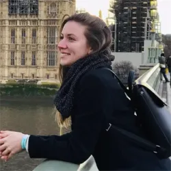 Фотография репетитора Калашникова Кристина Сергеевна