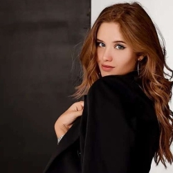 Фотография репетитора Маслова Елизавета Романовна