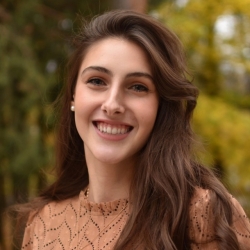 Фотография репетитора Мартынова Анастасия Игоревна