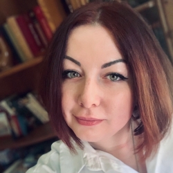 Фотография репетитора Белоусова-Байковская Елена Сергеевна