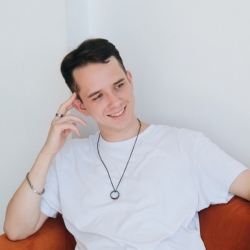 Фотография репетитора Зайцев Илья Алексеевич