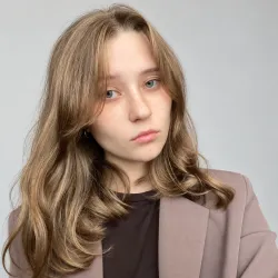 Фотография репетитора Волкова Александра Егоровна