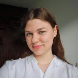 Фотография репетитора Старцева Злата Дмитриевна