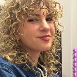 Фотография репетитора Старикова Алиса Дмитриевна