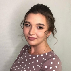 Фотография репетитора Сыромятникова Анастасия Олеговна