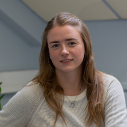 Фотография репетитора Дворянкина Александра Сергеевна