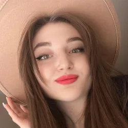 Фотография репетитора Долгошеева Арина Александровна