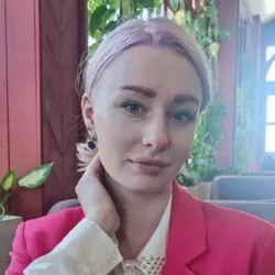 Фотография репетитора Исаева Валерия Романовна