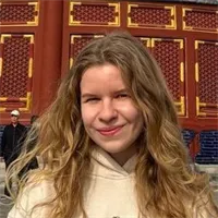 Фотография репетитора Шарова Валерия Евгеньевна