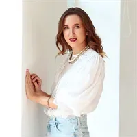 Фотография репетитора Попова Юлия Васильевна