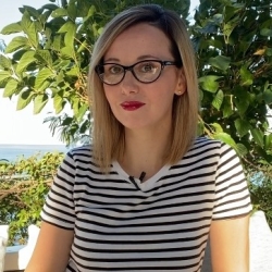 Фотография репетитора Гайнутдинова Карина Наилевна