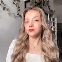 Фотография репетитора Шмелева Александра Александровна