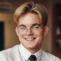 Фотография репетитора Романенко Егор Глебович