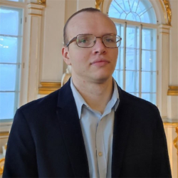 Фотография репетитора Харламов Юрий Васильевич