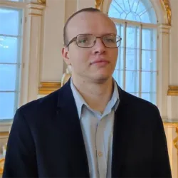 Фотография репетитора Харламов Юрий Васильевич