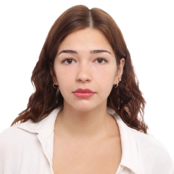 Фотография репетитора Евстигнеева Александра Владимировна