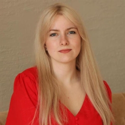 Фотография репетитора Дакало Елена Андреевна