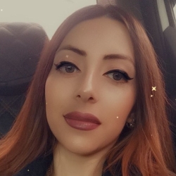 Фотография репетитора Хачатрян  Лиана  Альбертовна