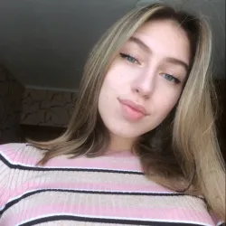 Фотография репетитора Голубева Алина Олеговна