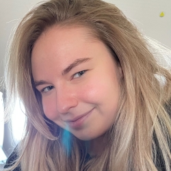 Фотография репетитора Харасоженко Ксения Юрьевна