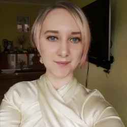 Фотография репетитора Алмусаеди Диана Алексеевна