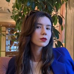 Фотография репетитора Толстикова Марина Алексеевна