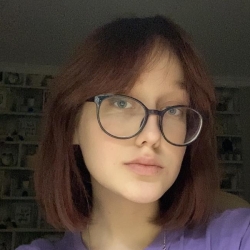 Фотография репетитора Артемьева Арина Алексеевна