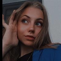 Фотография репетитора Мирзоева Алена Петровна