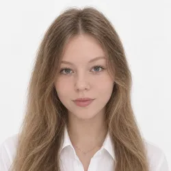 Фотография репетитора Белова Алиса Ивановна