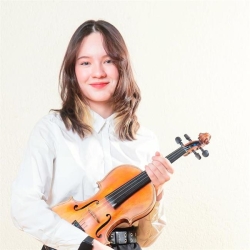 Фотография репетитора Ахкамова Камила Рафаэлевна