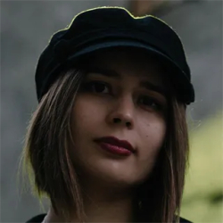 Фотография репетитора Максимова Дарья Алексеевна