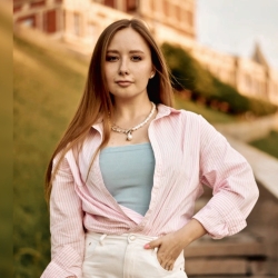 Фотография репетитора Петрова Анна Валерьевна