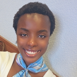 Фотография репетитора Мани Шесдарлин Д. Вуделениз 