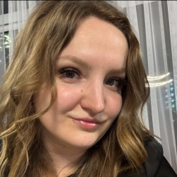 Фотография репетитора Баженова Дарья Юрьевна