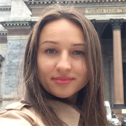 Фотография репетитора Абраменко Виктория Марсельевна