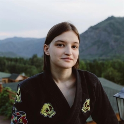 Фотография репетитора Карболина Екатерина Дмитриевна