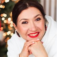 Фотография репетитора Карякина Эльвира Искандаровна