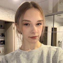 Фотография репетитора Оропаева Кристина Александровна