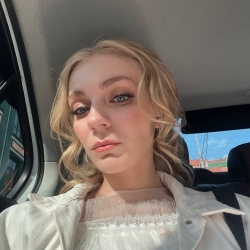 Фотография репетитора Азизова Анна Руслановна