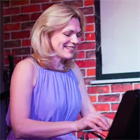 Фотография репетитора Скоробогатова Елена Сергеевна