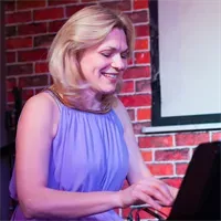 Фотография репетитора Скоробогатова Елена Сергеевна