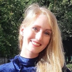 Фотография репетитора Братухина Виктория Николаевна