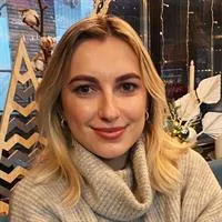 Фотография репетитора Корнилова Олеся Сергеевна