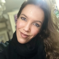 Фотография репетитора Лопатенко Полина Николаевна