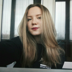 Фотография репетитора Зуева Алина Сергеевна