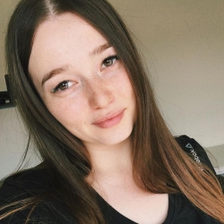 Фотография репетитора Булатова Миляуша Руслановна